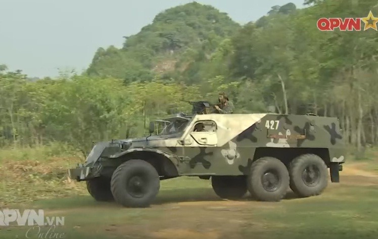 Viet Nam nang cap xe boc thep BTR-152 the nao?