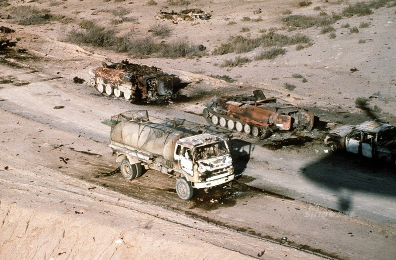 Tham thuong xe tang-thiet giap Iraq tren “xa lo chet”-Hinh-11