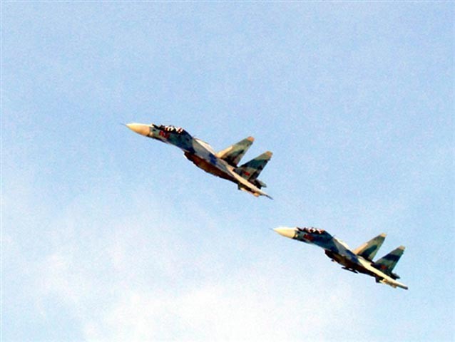 Nghe chuyen mot chuyen bay ra Truong Sa cua Su-30-Hinh-5