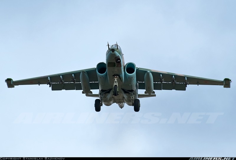 Bao My ca ngoi het loi cuong kich Su-25 Nga-Hinh-7