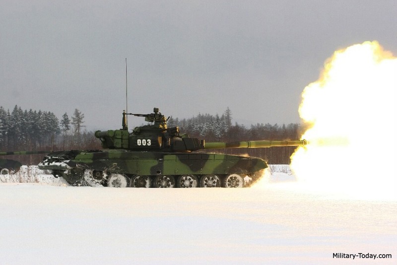 Czech ban xe tang T-72M4 cu, Viet Nam nen mua ngay?-Hinh-11