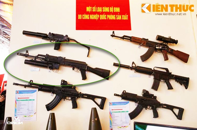 Ngac nhien khau “sung truong AK-103