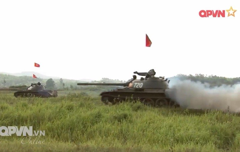 Muc so thi dan tang T-54 Viet Nam hung dung na phao-Hinh-14