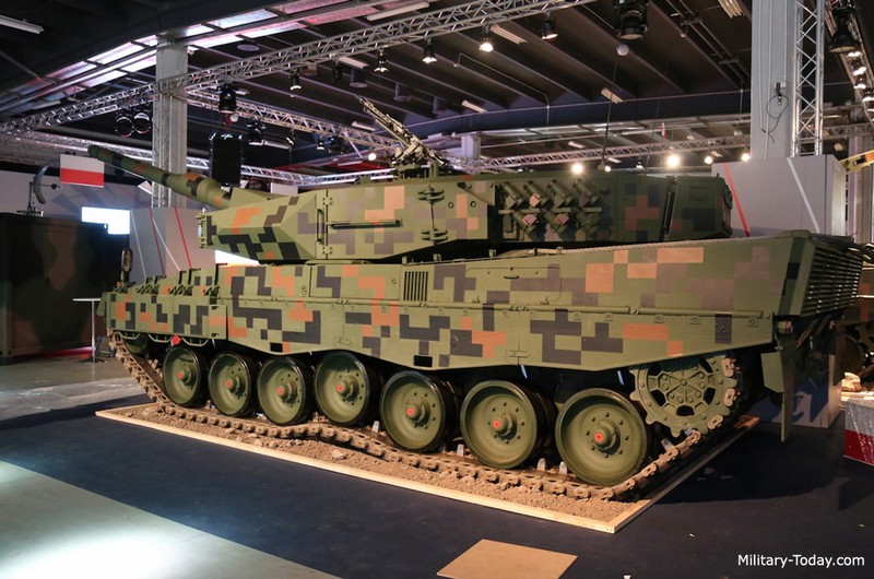 Xe tang Leopard 2PL co giup Ba Lan cu noi Armata Nga?-Hinh-8