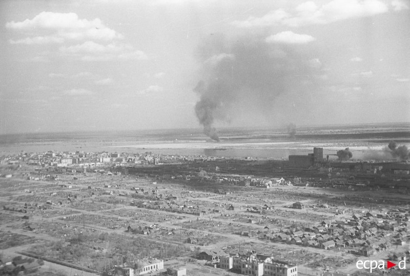 Loat anh kinh hoang mat tran Stalingrad nam 1942-1943-Hinh-2
