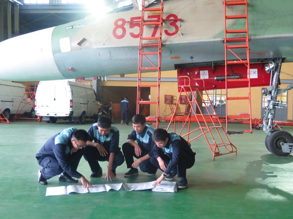 Bat ngo: Viet Nam hien ke giup Nga hoan thien MiG-21-Hinh-11