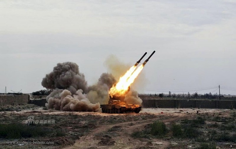 Phao phan luc TOS-1A oanh tac Mosul, quan IS “het duong song”-Hinh-8