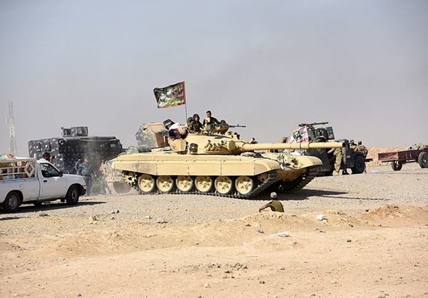 Xe tang T-72M1 xung tran danh phien quan IS o Mosul-Hinh-2