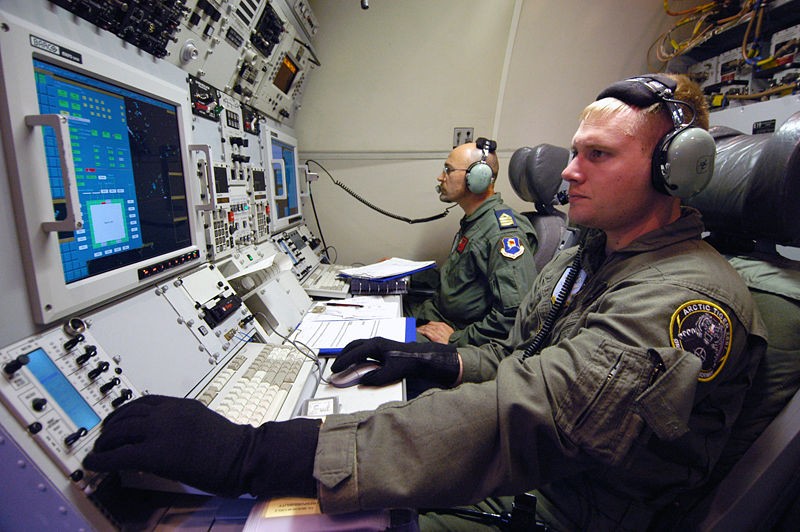 NATO trien khai “radar bay” E-3 de chong IS hay Nga?-Hinh-7