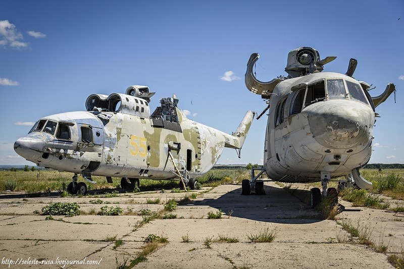 Xot xa dan truc thang khong lo Mi-26 bi vut chong cho