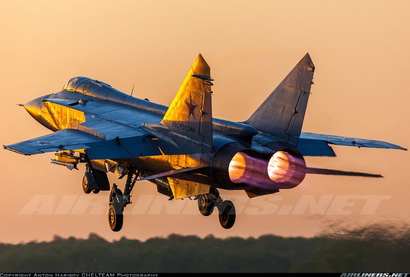 Tiem kich MiG-31 da toi Syria, “radar bay” My-NATO coi chung-Hinh-8