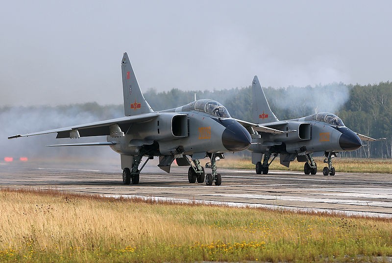 Trung Quoc dang am muu sao chep Su-34, Nga “soc nang”-Hinh-10