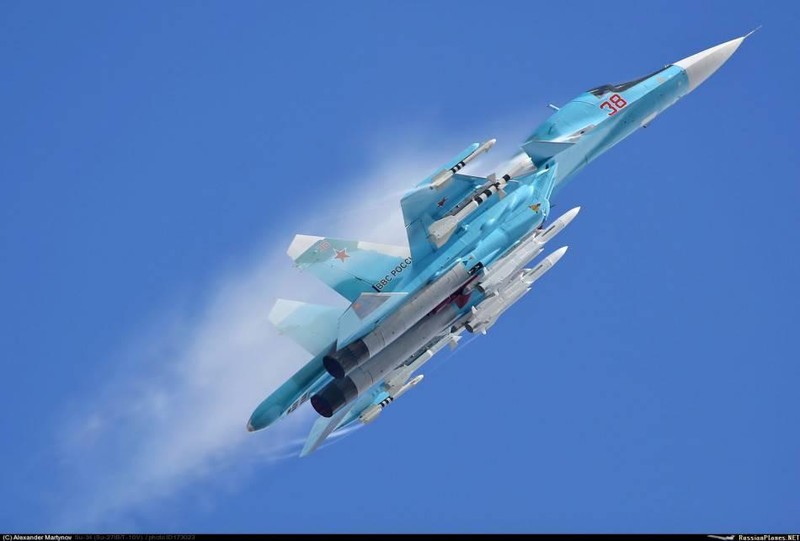 Trung Quoc dang am muu sao chep Su-34, Nga “soc nang”-Hinh-8