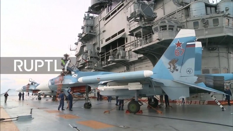 Soi hoat dong tren tau san bay Kuznetsov tham chien tai Syria-Hinh-11