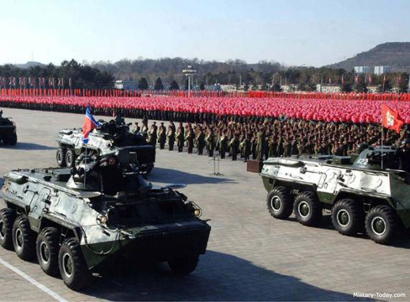 Tram tro phien ban “taxi” BTR-80 do Trieu Tien tu san xuat-Hinh-10