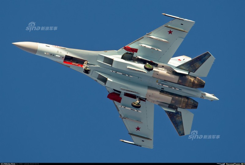 Can canh lo tiem kich Su-35 Nga chuyen cho Trung Quoc-Hinh-10