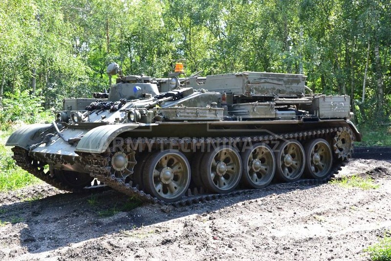 Kinh ngac tot do phien ban xe tang T-54/55 cua Israel-Hinh-13