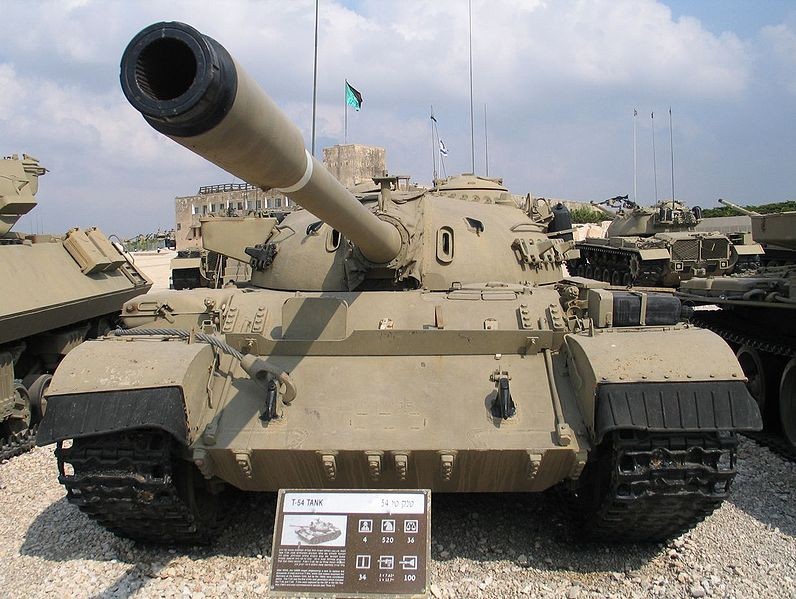 Kinh ngac tot do phien ban xe tang T-54/55 cua Israel-Hinh-7