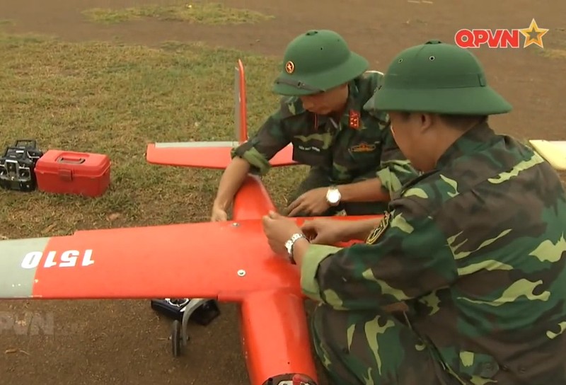 Tu hao UAV M96D do Viet Nam san xuat-Hinh-2
