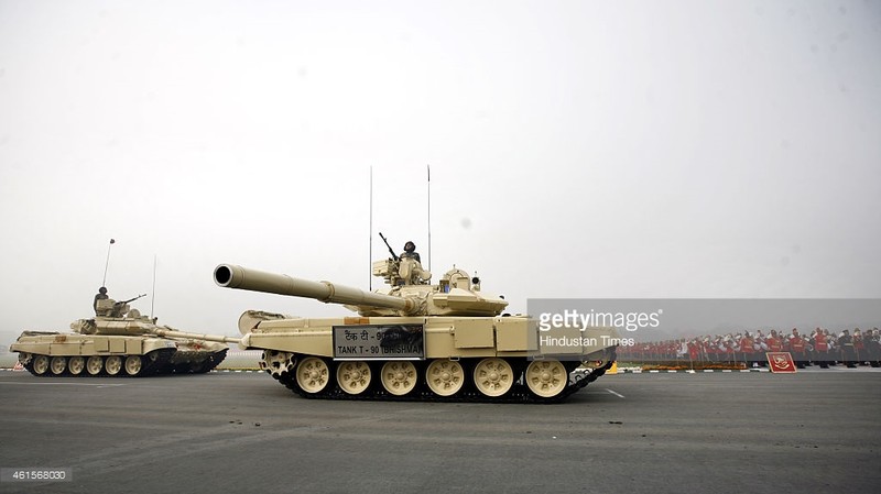 Tiet lo “gay soc nang” ve xe tang T-90 cua An Do-Hinh-7