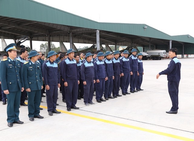 Ngam dan tiem kich Su-30MK2 Viet Nam tai don vi “moi”-Hinh-3