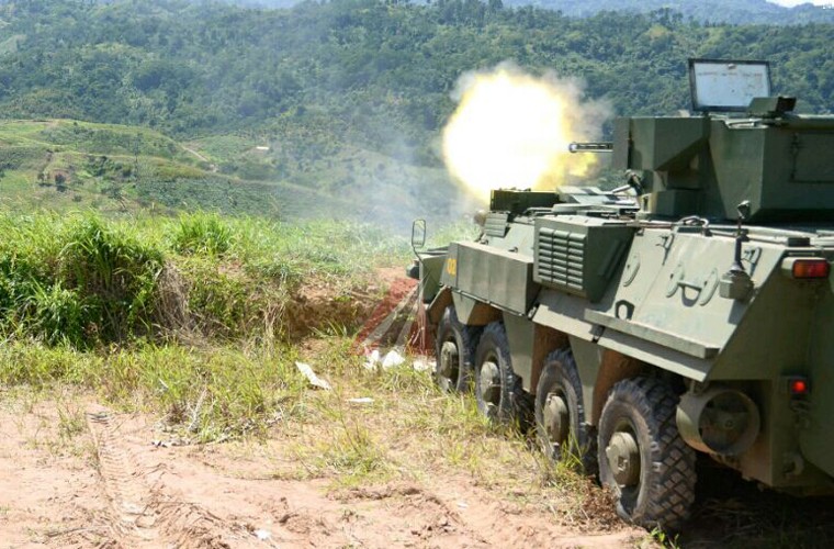 Dang gom dan xe thiet giap BTR-4M cua TQLC Indonesia-Hinh-12