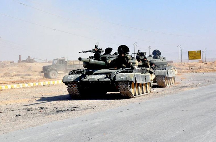 Bang chung Quan doi Syria dac biet coi trong tang T-62M