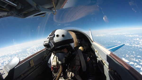 Chong mat goc anh tu buong lai tiem kich MiG-29-Hinh-2