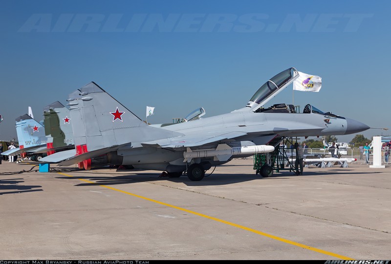 Lo dien chiec tiem kich MiG-29M2 dau tien cho khach hang-Hinh-10