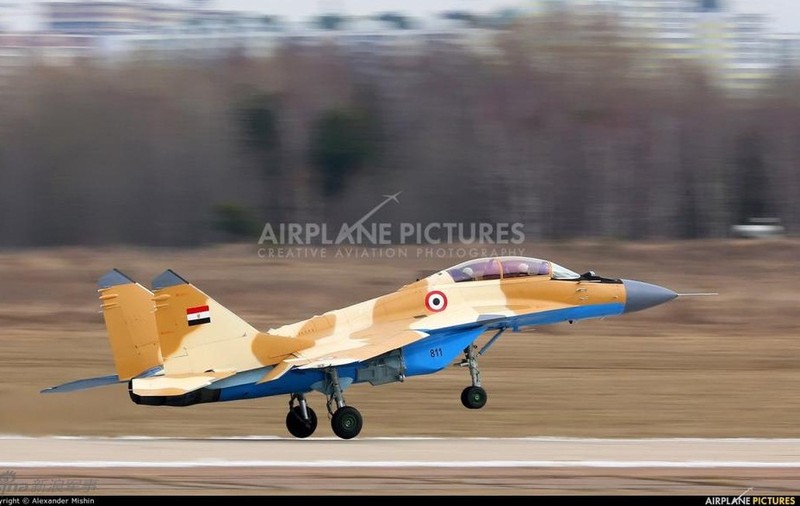 Lo dien chiec tiem kich MiG-29M2 dau tien cho khach hang-Hinh-2