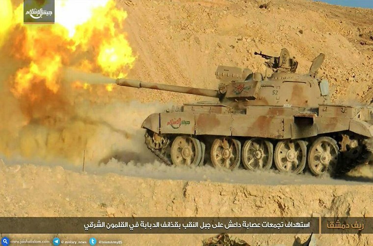 Bi TOW tan cong, xe tang T-55 Syria nhan ket cuc tham-Hinh-9