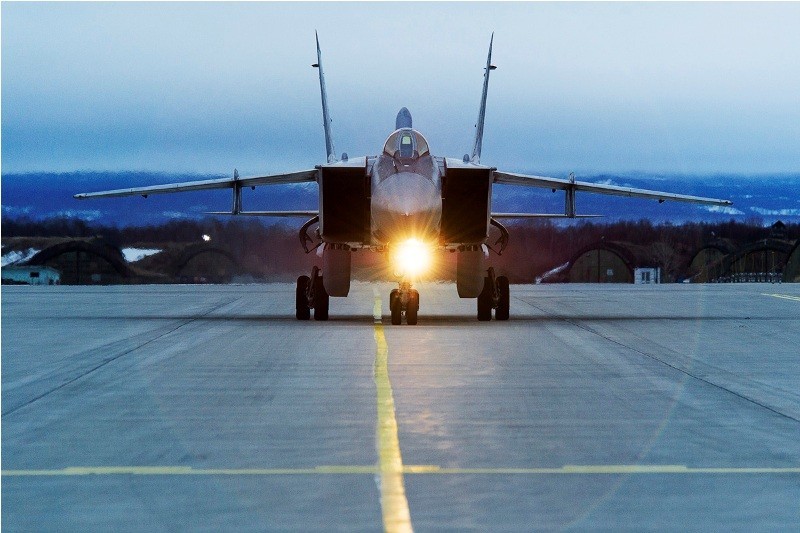 Muc kich cuoc di san dem cua may bay MiG-31