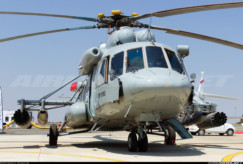 Bat ngo: Mi-17V-5 Viet Nam muon mua diet duoc xe tang-Hinh-12