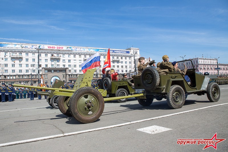 “Quai thu” SU-152 bat ngo tai xuat trong duyet binh o Nga-Hinh-11