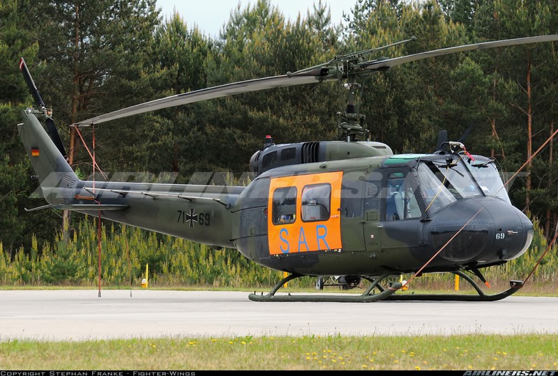 Ham re, mua truc thang UH-1 cu, Philippines tra gia dat-Hinh-4