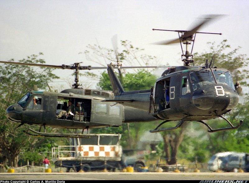 Ham re, mua truc thang UH-1 cu, Philippines tra gia dat-Hinh-6