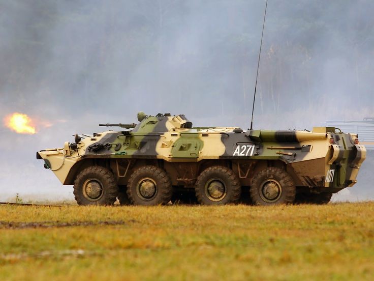Kinh di: Xe thiet giap BTR-80 Nga bi ban bay thap phao-Hinh-10