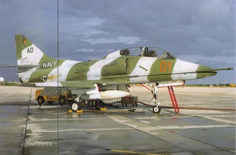 My dinh lam gi khi son F/A-18 giong het Su-34 Nga?-Hinh-6