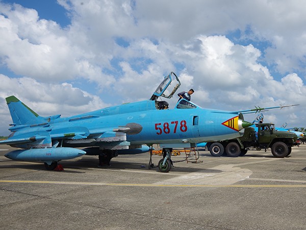 Gioi qua: VN tu tang han Su-22, Su-27, sua chua Su-30MK2-Hinh-8