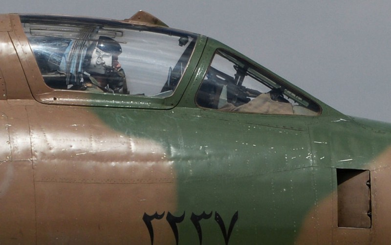 May bay Su-22 Syria bi F/A-18 ban roi: Khong the dap tra-Hinh-12