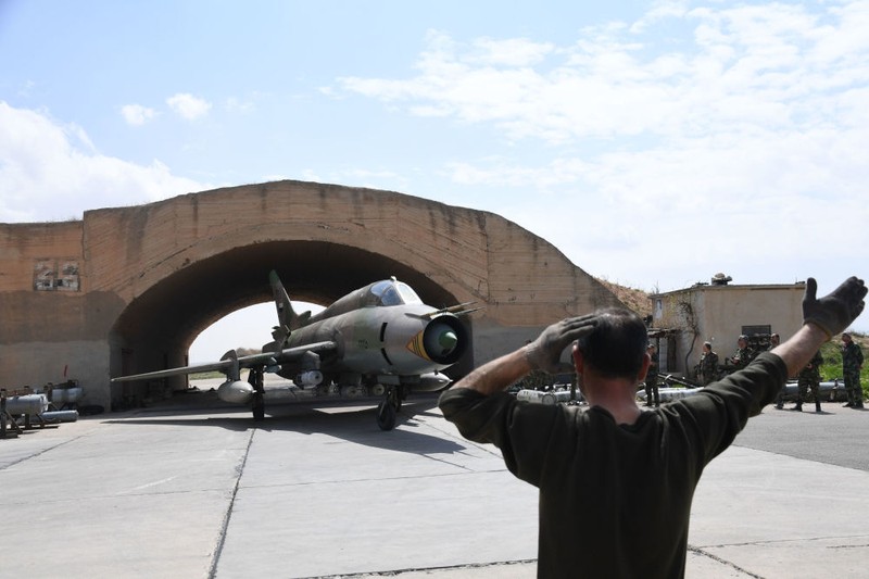 May bay Su-22 Syria bi F/A-18 ban roi: Khong the dap tra-Hinh-9