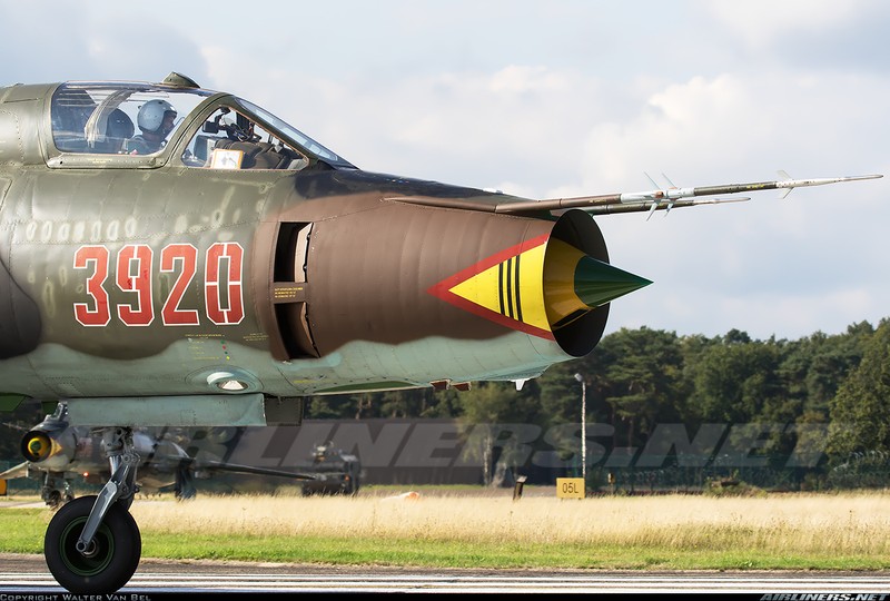 My ban roi may bay Syria: Su-22 chua tung danh thang tren khong-Hinh-15