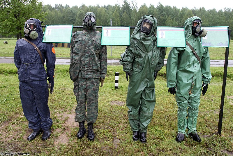 Khong lo dan trang bi toi tan cua bo doi hoa hoc Nga-Hinh-17