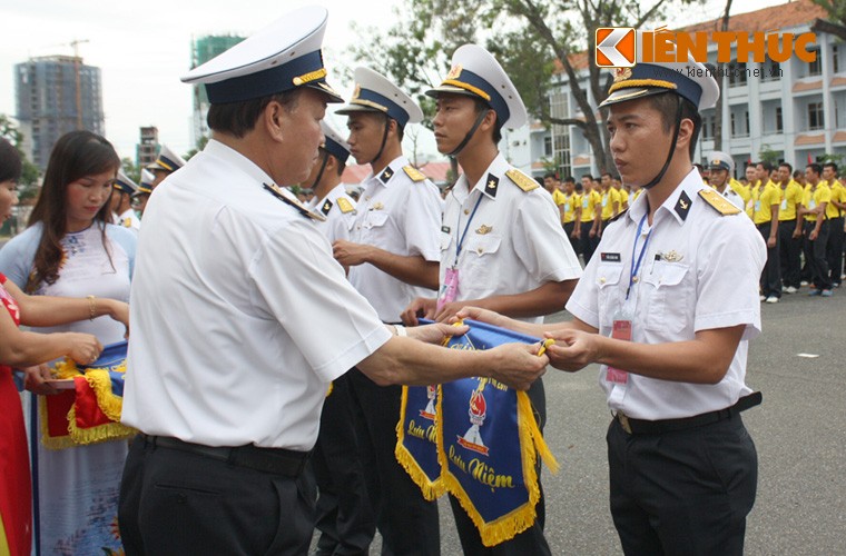 Hoanh trang khai mac Hoi thao TDTT Hai quan Viet Nam-Hinh-8