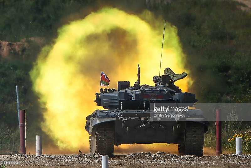 Kinh ngac: Bo doi Lao muon xe tang T-72 di thi-Hinh-10