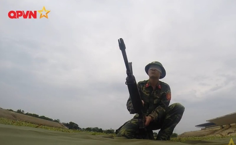 Ngac nhien: Bo doi Viet Nam van dung sung truong M16-Hinh-2