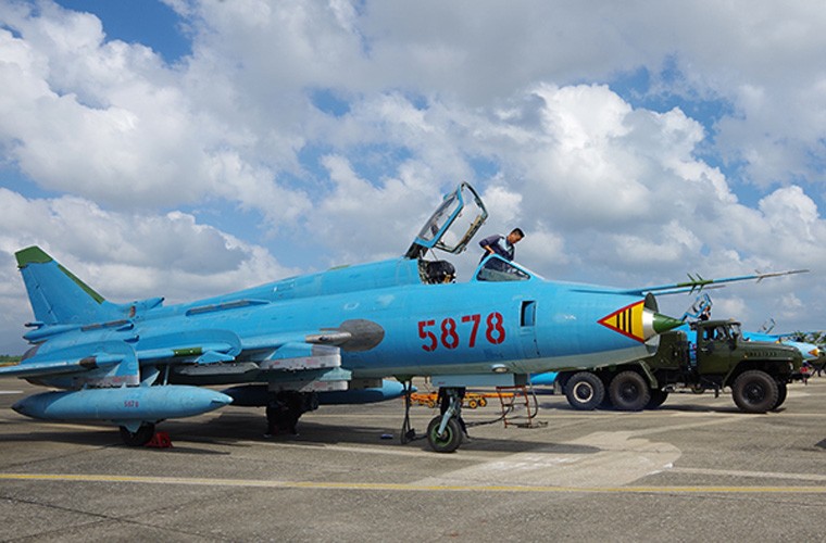Tang tong nien han Su-22 len 30 nam, gioi qua VN oi-Hinh-5