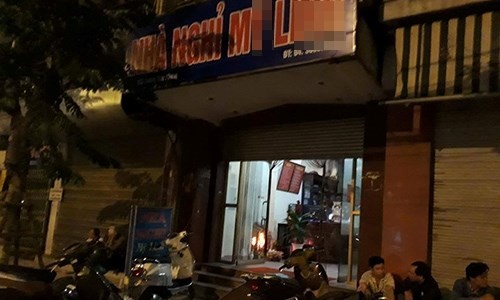 Diem nong 24h: Bat ngo lai lich ke bien thai rach dui phu nu-Hinh-8