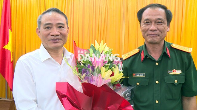 Ong Nguyen Xuan Anh thoi chuc Bi thu Dang uy quan su TP Da Nang