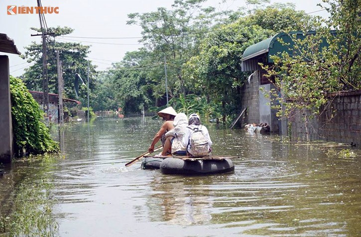 Ngap lut o Chuong My: Dung tat ca cuoc hop de ung pho mua lu